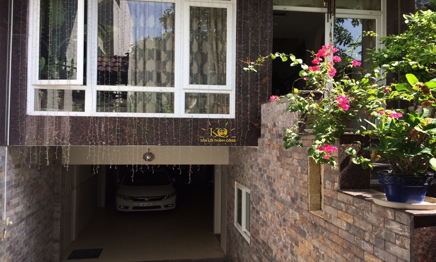 Tầng hầm nhà cho thuê rộng rãi. Tầng hầm nhà cho thuê rộng rãi.