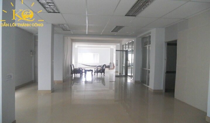 bên trong căn nhà bên trong căn nhà