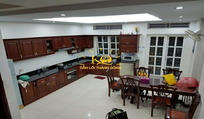 Diện tích nhà vệ sinh trong nhà, phòng bếp thiết kế đẹp trang thiết bị hiện đại. Diện tích nhà vệ sinh trong nhà, phòng bếp thiết kế đẹp trang thiết bị hiện đại.