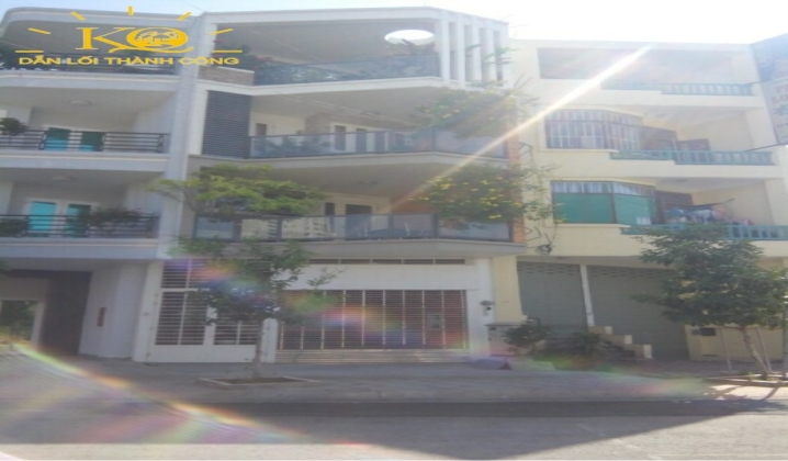 Nhà cho thuê có thiết kế hiện đại. Nhà cho thuê có thiết kế hiện đại.