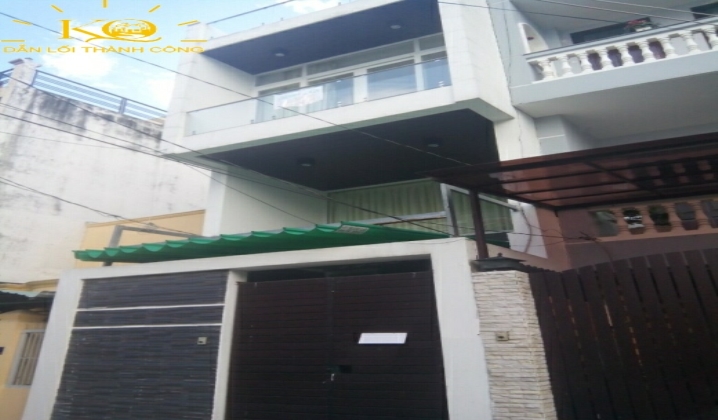 Mặt trước nhà Mặt trước nhà