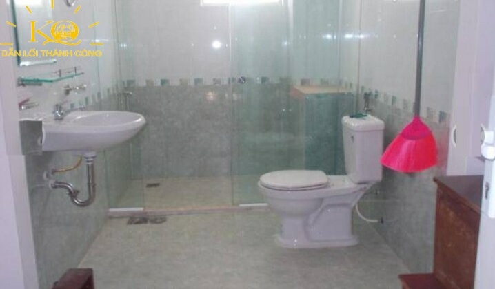 Nhà vệ sinh sạch sẽ Nhà vệ sinh sạch sẽ