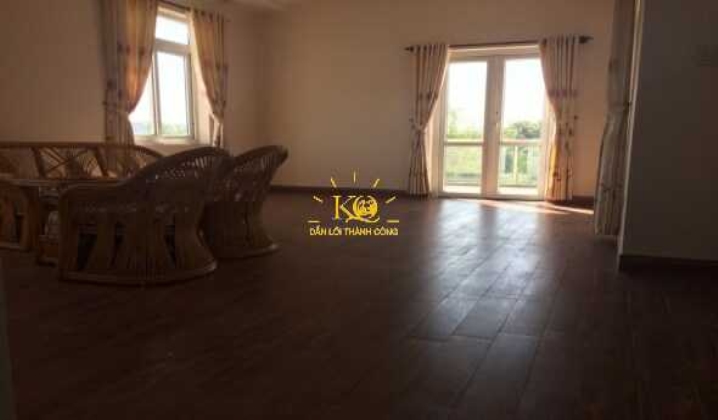 Diện tích phòng khách rộng. Diện tích phòng khách rộng.