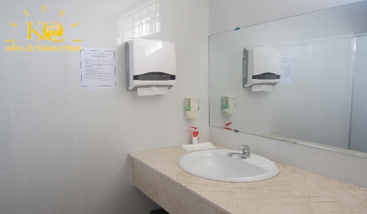 NHÀ VỆ SINH Khu vực nhà vệ sinh.