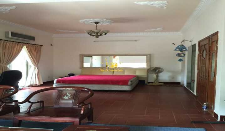 Không gian phòng ngủ rộng, thoáng mát. Không gian phòng ngủ rộng, thoáng mát.