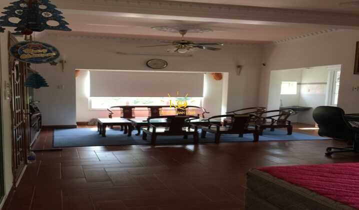 Nội thất đầy đủ trong phòng. Nội thất đầy đủ trong phòng.