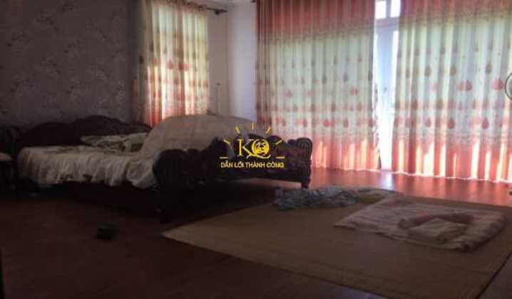 Không gian phòng ngủ rộng rãi. Không gian phòng ngủ rộng rãi.