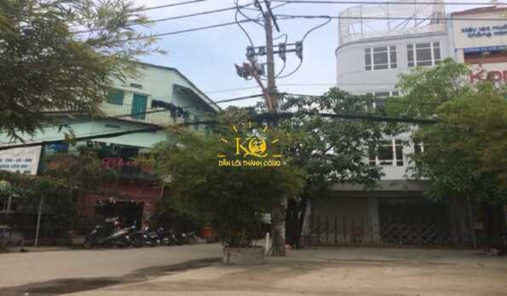Khu vực xung quanh nhà Khu vực xung quanh nhà