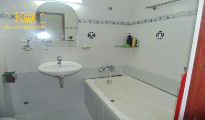 Nhà vệ sinh sạch sẽ Nhà vệ sinh sạch sẽ