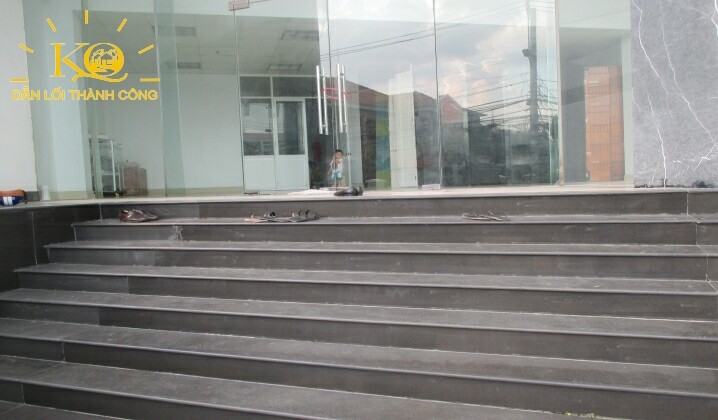 Bậc thang vào nhà Bậc thang vào nhà