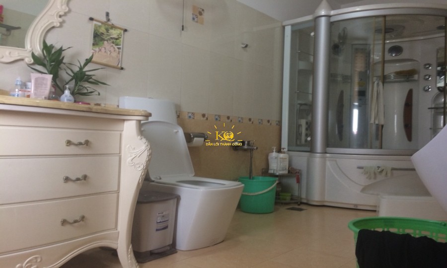 Mỗi Wc phòng trước đều có phòng tắm masage cao cấp. Mỗi Wc phòng trước đều có phòng tắm masage cao cấp.