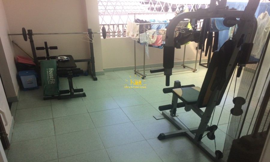 Khu vực tâp gym và phơi đồ. Khu vực tâp gym và phơi đồ.
