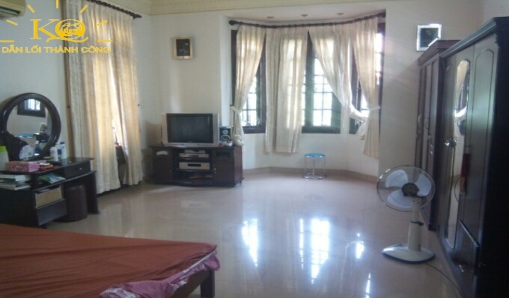 Không gian phòng ngủ rộng, thoáng mát. Không gian phòng ngủ rộng, thoáng mát.