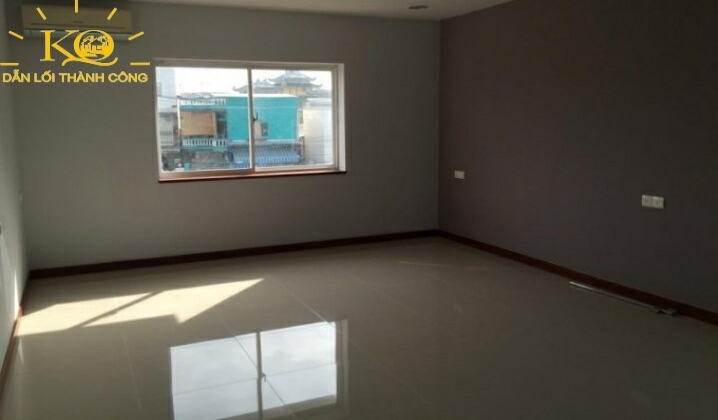 Diện tích trống trong nhà Diện tích trống trong nhà