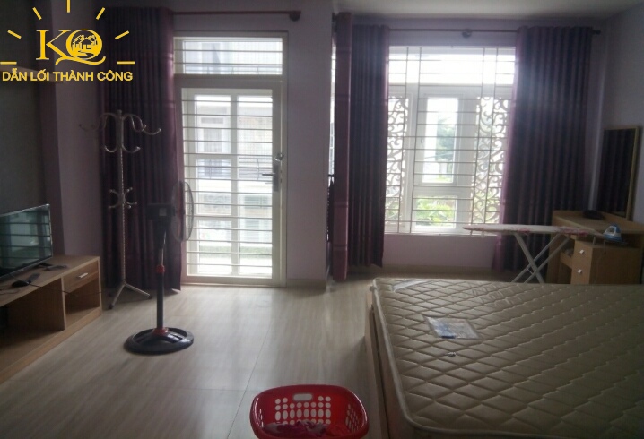 Phòng ngủ tầng lầu. Phòng ngủ tầng lầu.