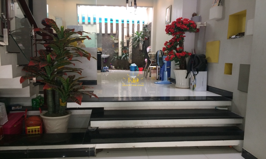 Bên trong nhà trang trí đẹp, phong thủy tốt. Bên trong nhà trang trí đẹp, phong thủy tốt.