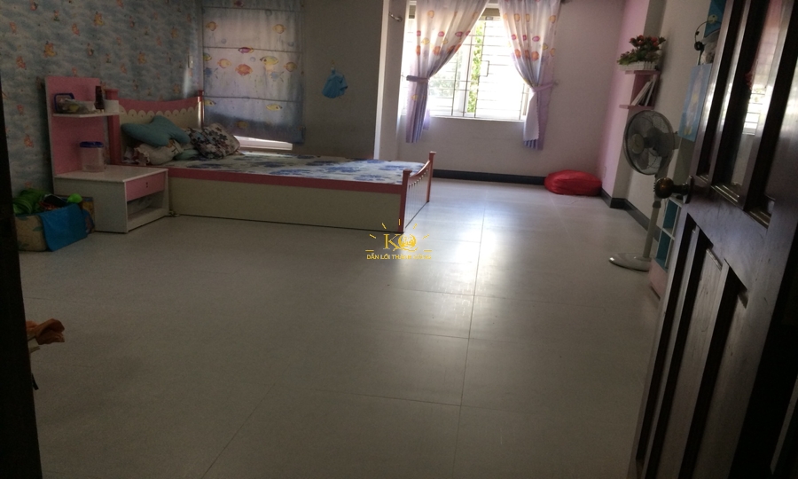 Phòng ngủ rộng, nội thất đầy đủ, tiện nghi. Phòng ngủ rộng, nội thất đầy đủ, tiện nghi.