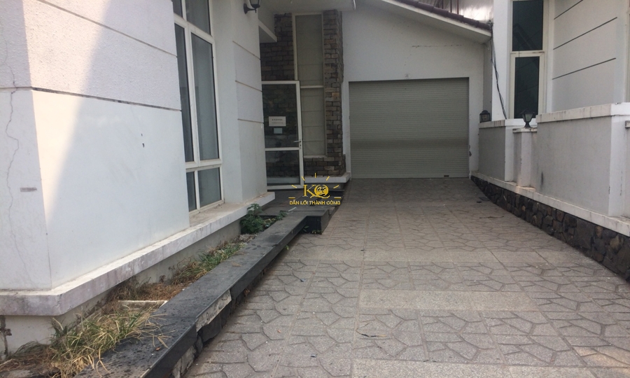 Diện tích sân sau nhà cho thuê quận 2. Diện tích sân sau nhà cho thuê quận 2.