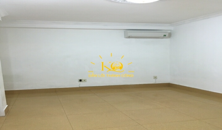 Không gian phòng rộng, thoáng mát. Không gian phòng rộng, thoáng mát.