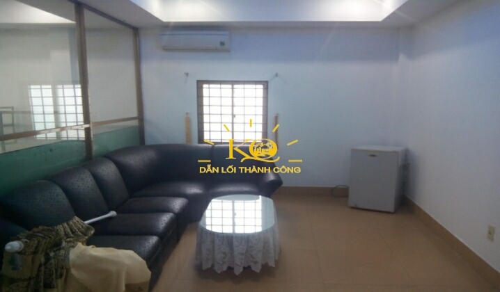 Phòng khách rộng thoáng. Phòng khách rộng thoáng.