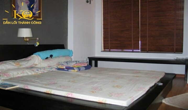 Phòng ngủ tầng trệt Phòng ngủ tầng trệt