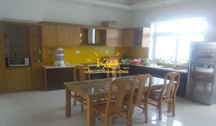 Phòng bếp thiết kế hiện đại, tiện nghi. Phòng bếp thiết kế hiện đại, tiện nghi.