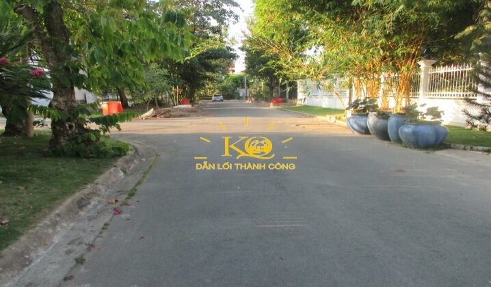 Đường trước nhà thông thoáng Đường trước nhà thông thoáng