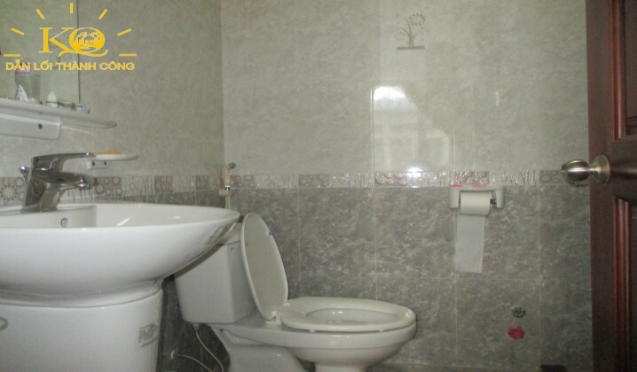 Nhà vệ sinh Nhà vệ sinh