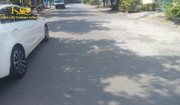 Một đoạn đường trước nhà Một đoạn đường trước nhà