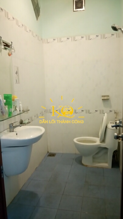 Nhà vệ sinh Nhà vệ sinh