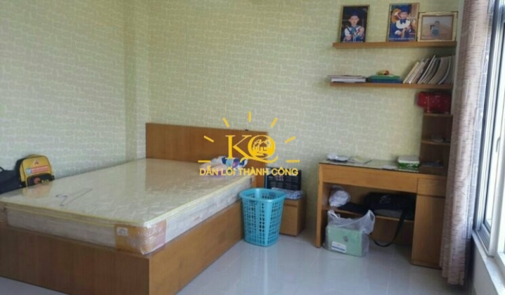 Phòng ngủ tầng trệt. Phòng ngủ tầng trệt.