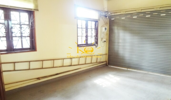 Nhận được nhiều ánh sáng từ bên ngoài. Nhận được nhiều ánh sáng từ bên ngoài.