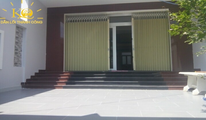 Không gian trước nhà Không gian trước nhà