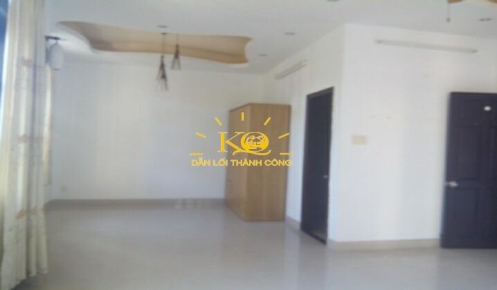 Nhận được nhiều ánh sáng bên ngoài. Nhận được nhiều ánh sáng bên ngoài.