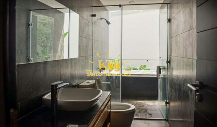Nhà vệ sinh thiết kế đẹp. Nhà vệ sinh thiết kế đẹp.