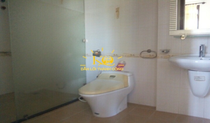 Nhà vệ sinh nhà cho thuê. Nhà vệ sinh nhà cho thuê.