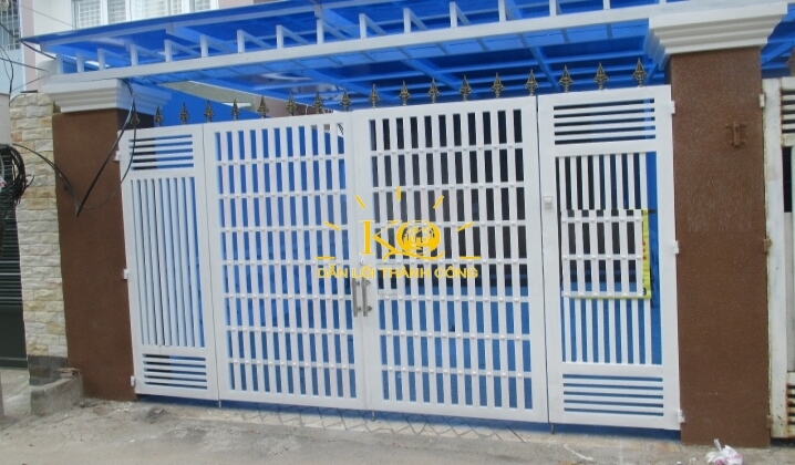 Cổng trước nhà  Cổng trước nhà