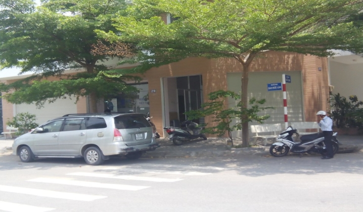 Phía trước nhà cho thuê Phía trước nhà cho thuê