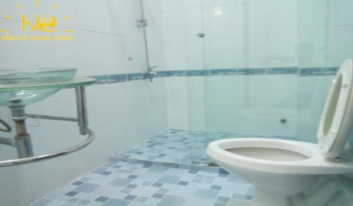 Nhà vệ sinh sạch sẽ Nhà vệ sinh sạch sẽ