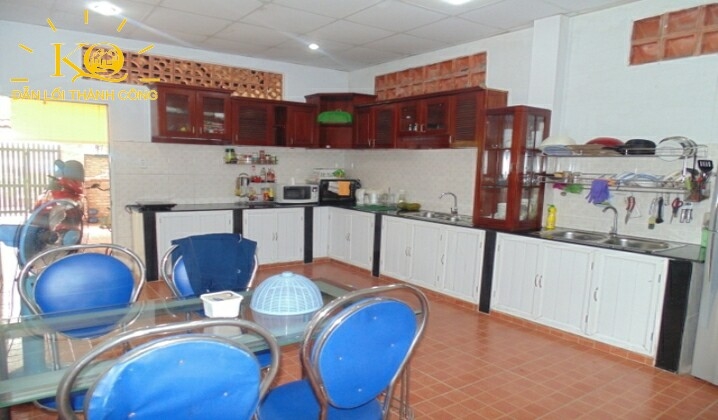 Không gian nhà bếp rộng Không gian nhà bếp rộng