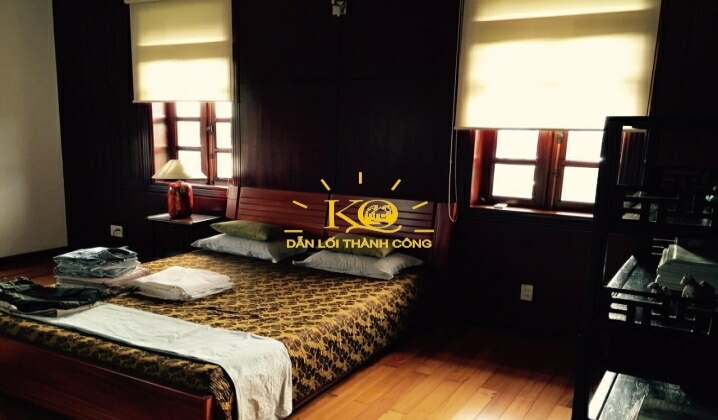 Không gian phòng ngủ rộng ánh sáng tốt từ bên ngoài. Không gian phòng ngủ rộng ánh sáng tốt từ bên ngoài.