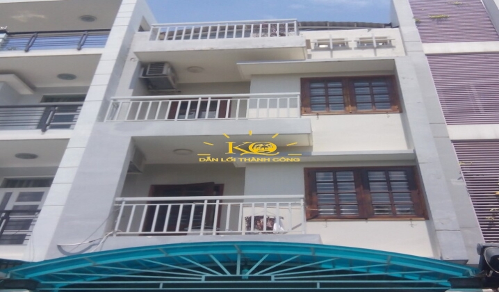 Mặt trước nhà  Mặt trước nhà