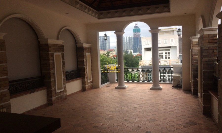 Sân thượng rộng thoáng, view đẹp. Sân thượng rộng thoáng, view đẹp.