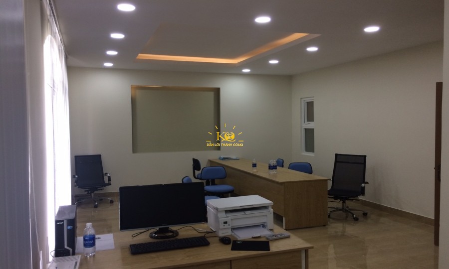 Diện tích phòng làm việc rộng Diện tích phòng làm việc rộng