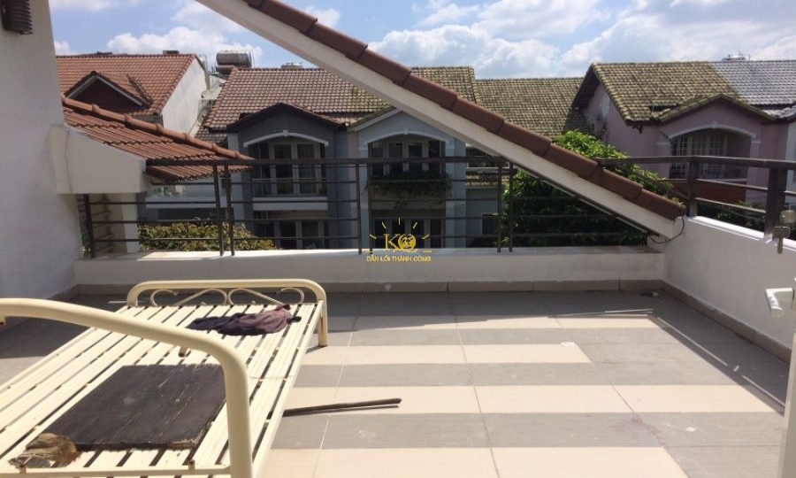 Sân thượng nhà cho thuê. Sân thượng nhà cho thuê.