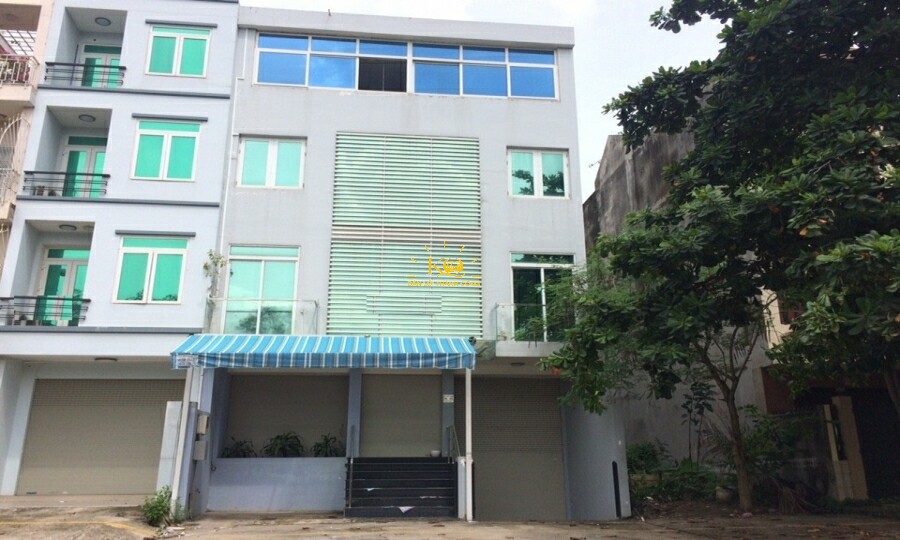 Nhà cho thuê quận 2 hiện đại, diện tích 8x20m, sàn trống văn phòng. Nhà cho thuê quận 2 hiện đại, diện tích 8x20m, sàn trống văn phòng.