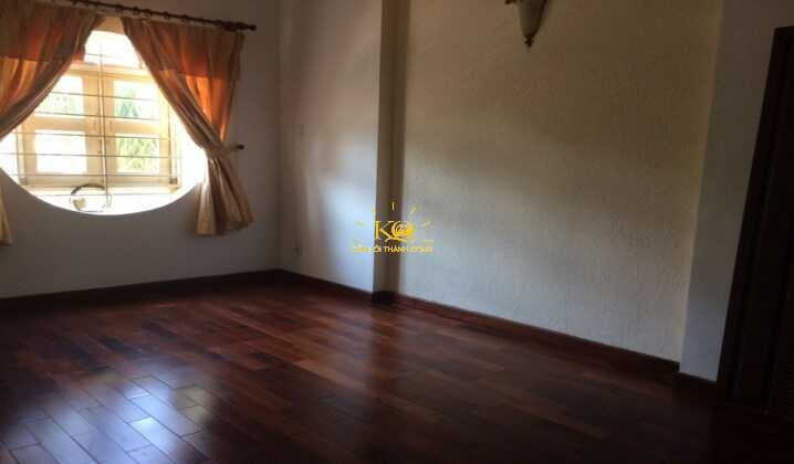 Nhận được nhiều ánh sáng bên ngoài. Nhận được nhiều ánh sáng bên ngoài.