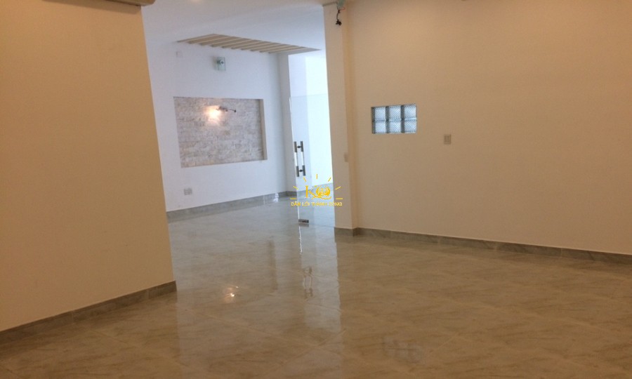 Không gian rộng, ánh sáng tốt. Không gian rộng, ánh sáng tốt.