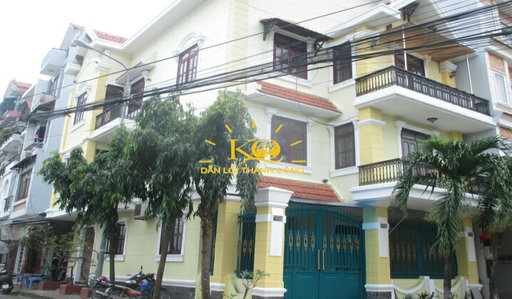 Nhà có thiết kế hiện đại. Nhà có thiết kế hiện đại.