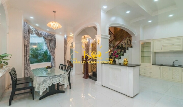 Nhà cho thuê có thiết kế hiện đại, sang trọng. Nhà cho thuê có thiết kế hiện đại, sang trọng.